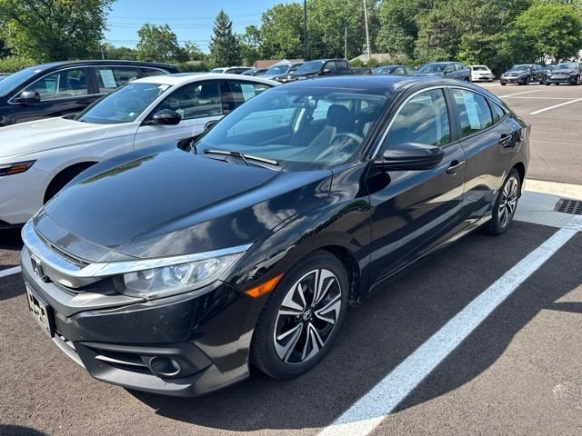 Used 2017 Gray Honda EX-T image 2