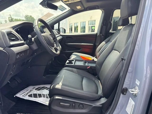 Certified Used 2025  Honda Sport-L image 19