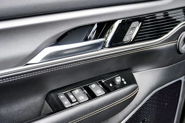 2026 Jeep Grand Wagoneer Limited Reserve - Photo 28