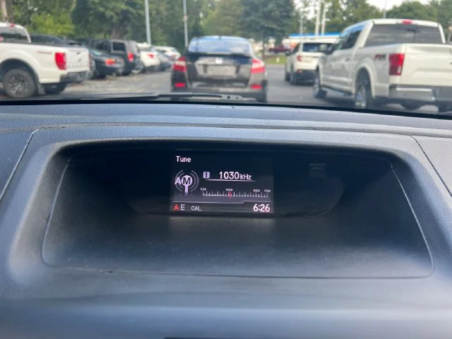 Used 2016  Honda LX image 19