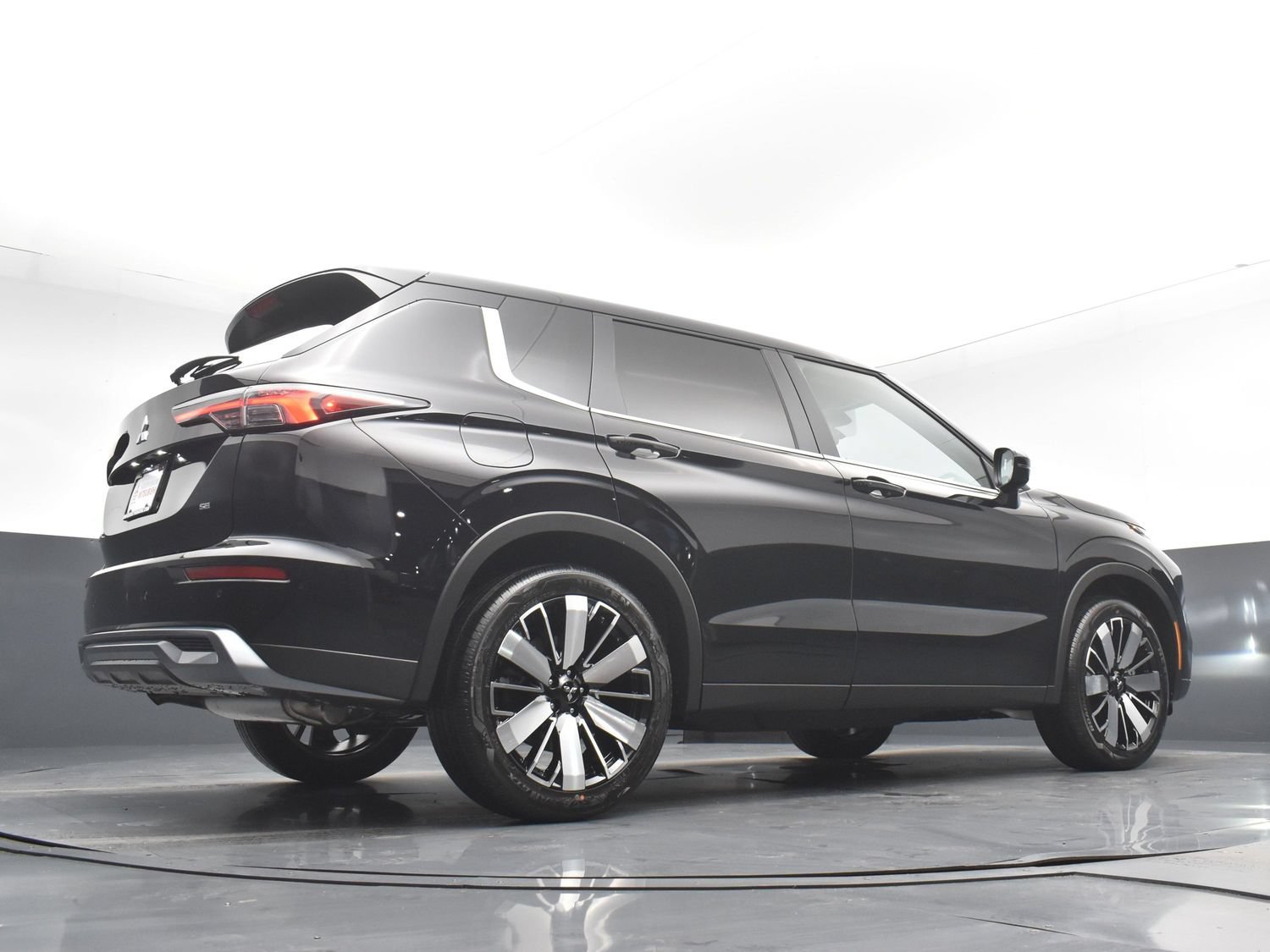 New 2026 Labrador Black Pearl Mitsubishi SE 1.5T 2WD image 25
