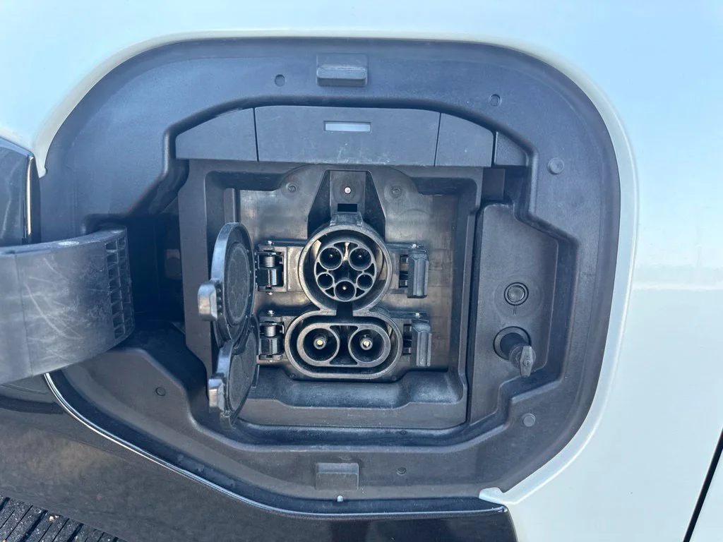 Used 2024 White Toyota XLE image 33