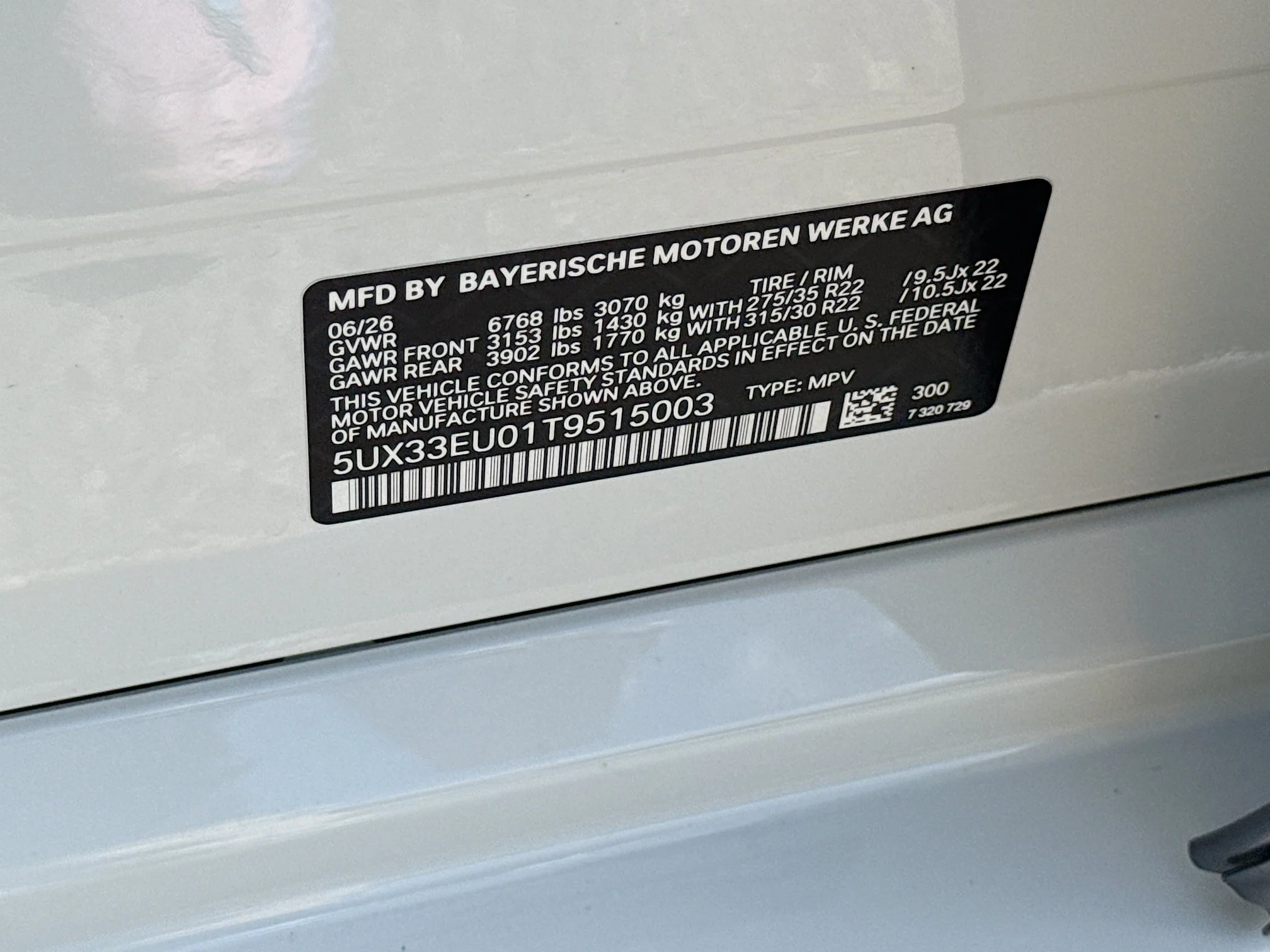 New 2026 Alpine White BMW M60i image 44