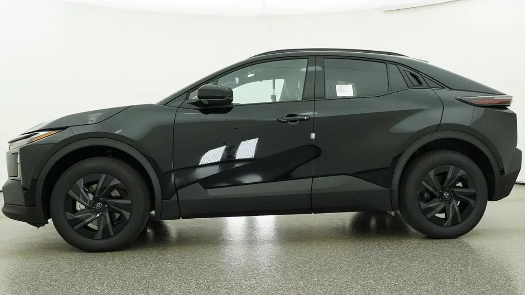 New 2026 Midnight Black Metallic Toyota SE image 60