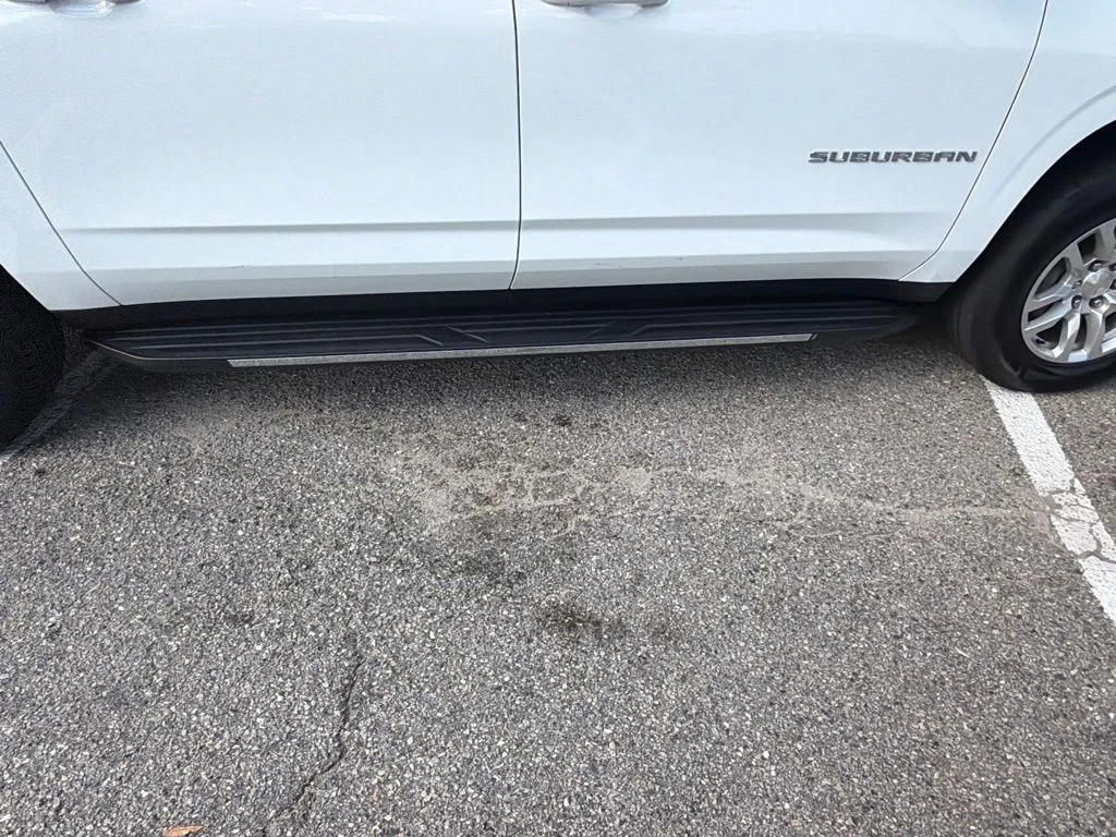 Used 2024 White Chevrolet LT image 8