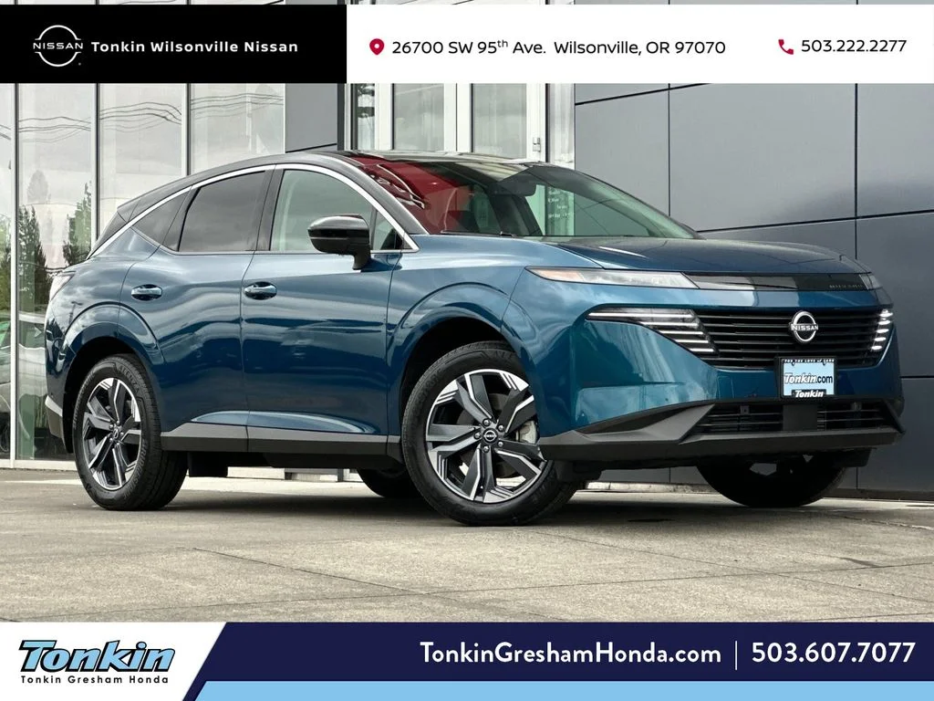 Used 2025 Deep Ocean Blue Pearl/Super Black Nissan SL image 1