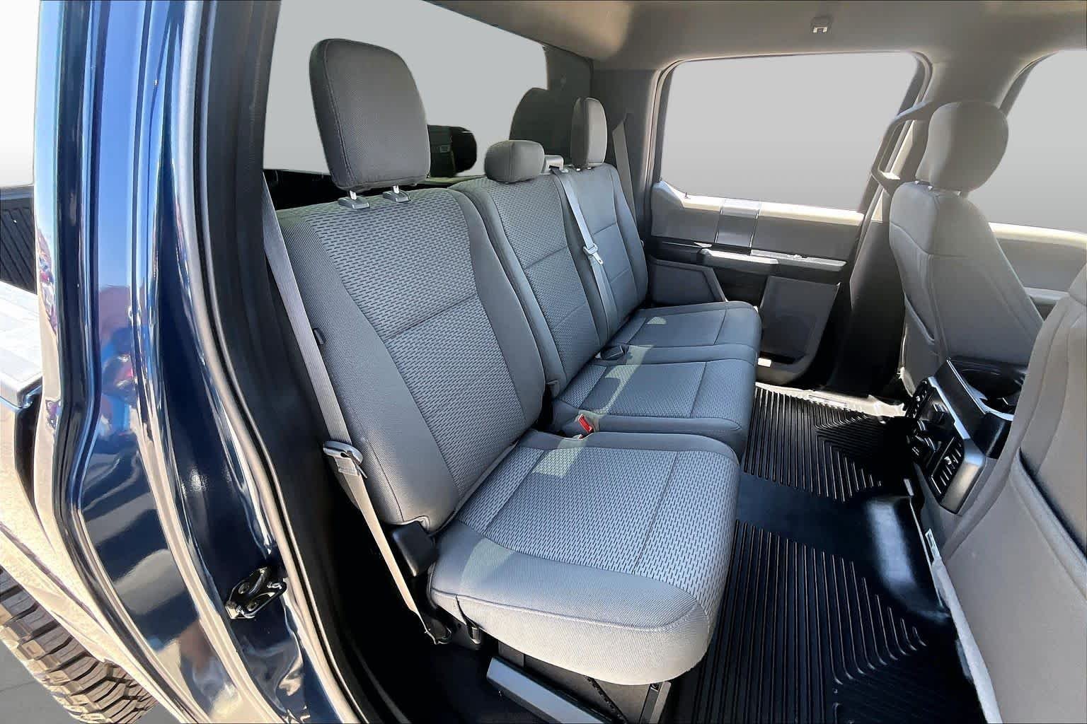 Used 2019 Blue Jeans Ford XLT image 18