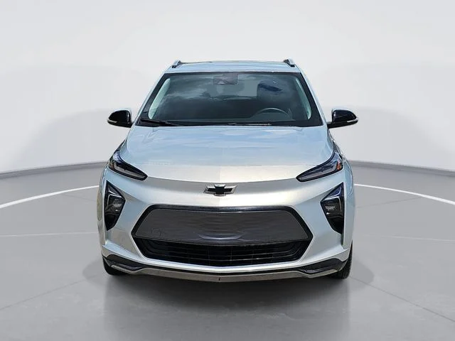 Used 2023 Silver Chevrolet LT image 8
