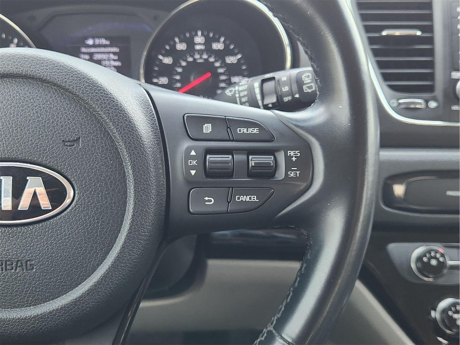 2020 Kia Sedona EX - Photo 29