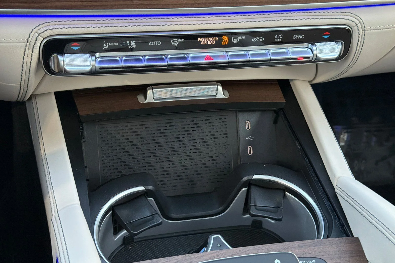 New 2026 Polar White Mercedes-Benz GLE 63 S AMG® image 19