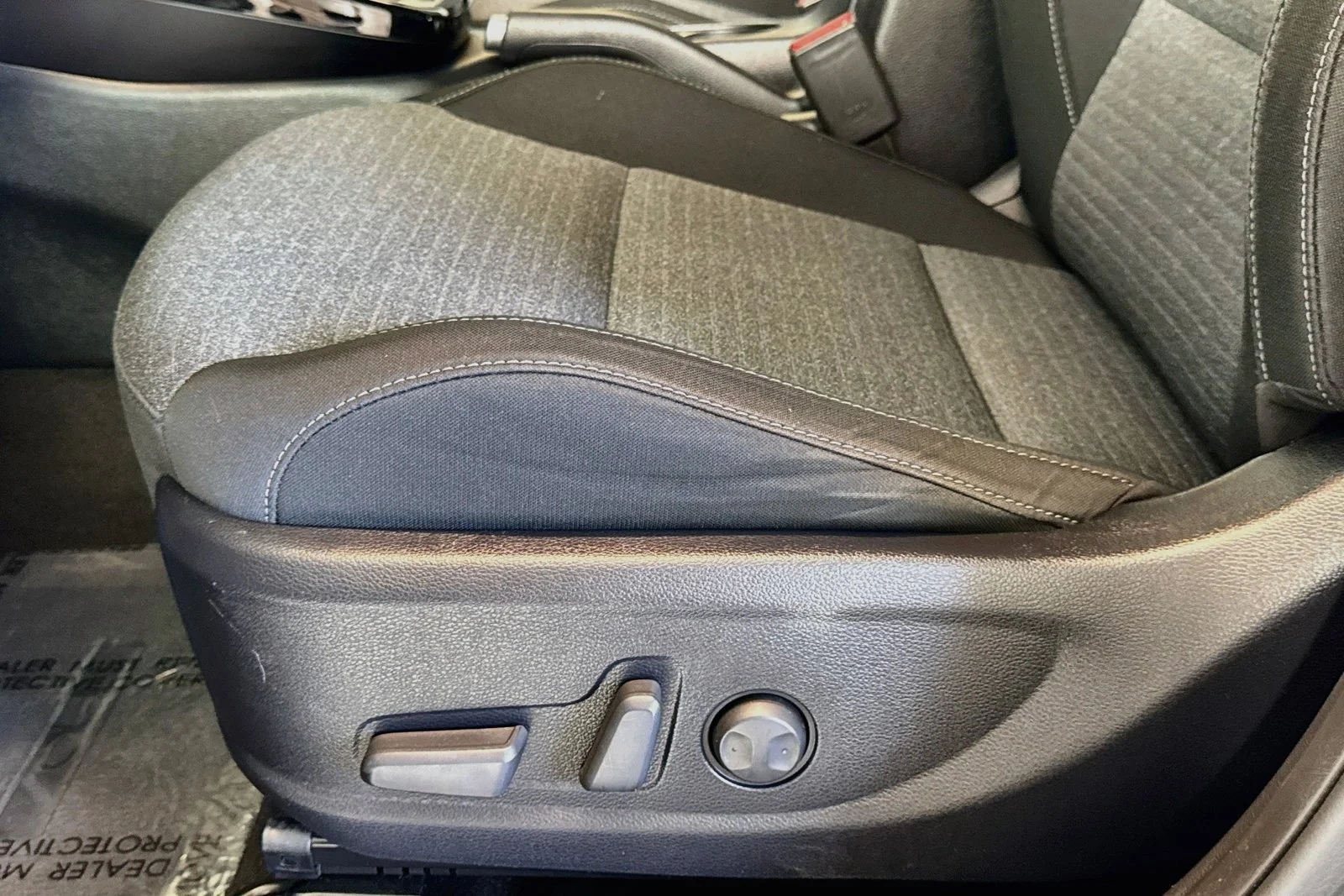 Used 2023 Gravity Gray Kia EX image 18