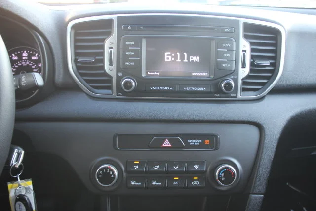Used 2019 White Kia LX image 4