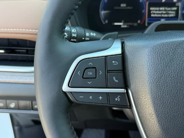 Certified Used 2025 WIND CHILL PEARL Toyota Platinum image 19