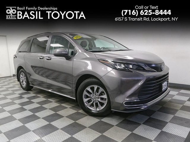 2024 Toyota Sienna XLE