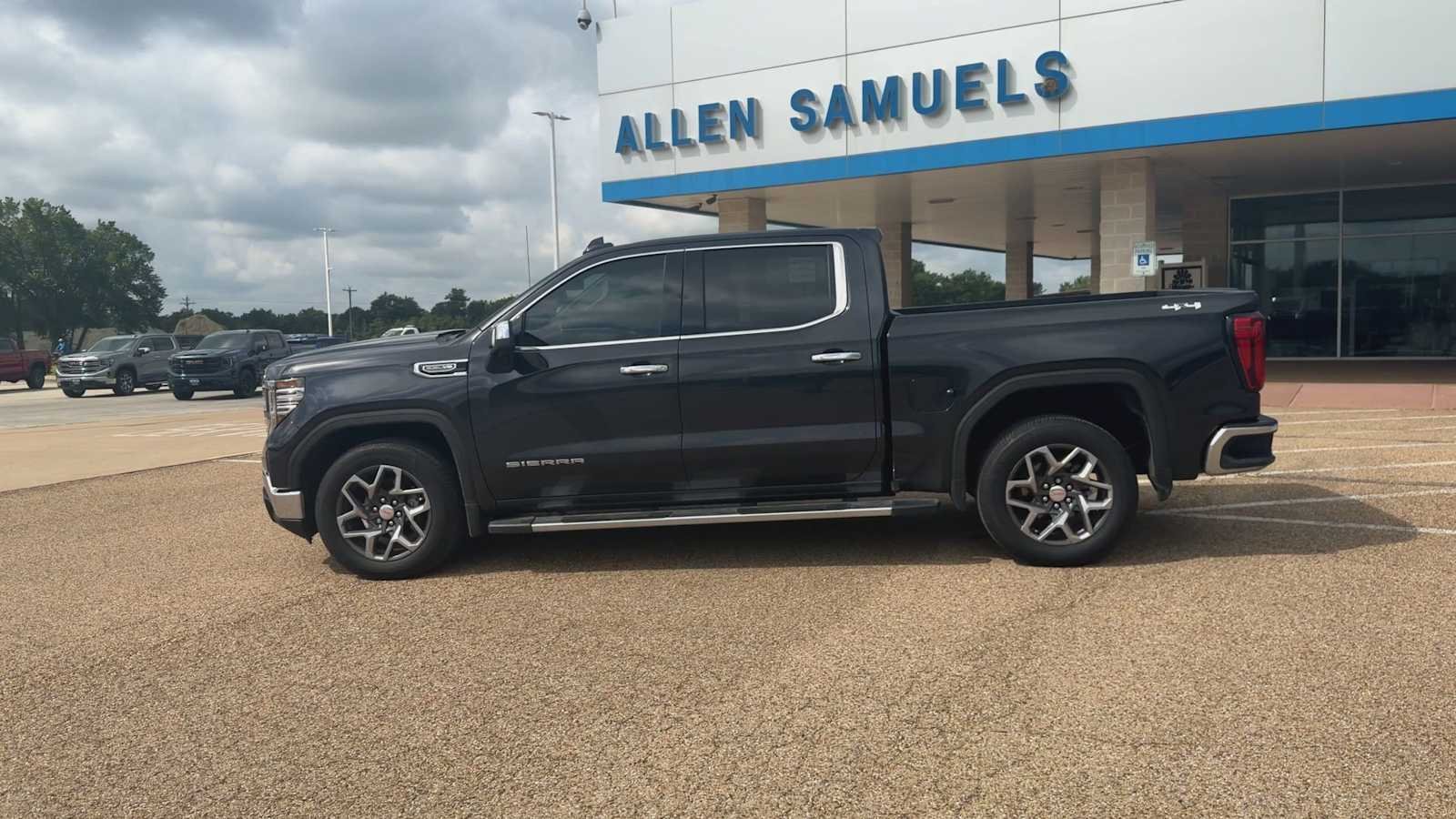 Used 2026 Titanium Rush Metallic GMC SLT image 5