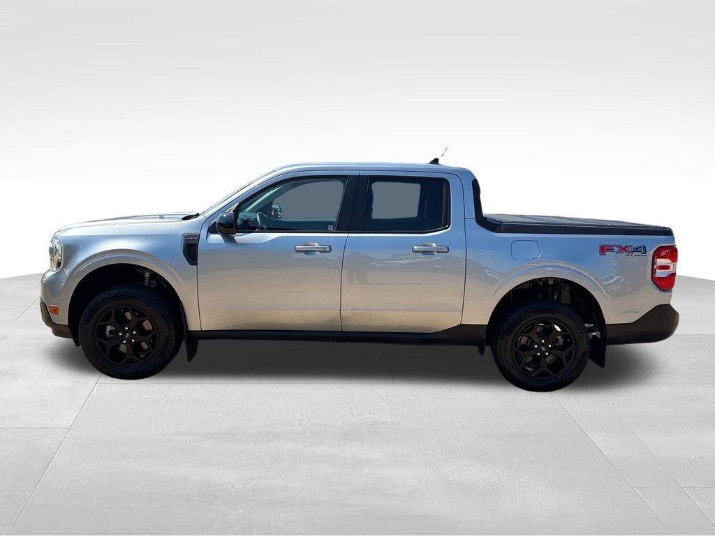 Used 2024 Silver Ford Lariat image 2