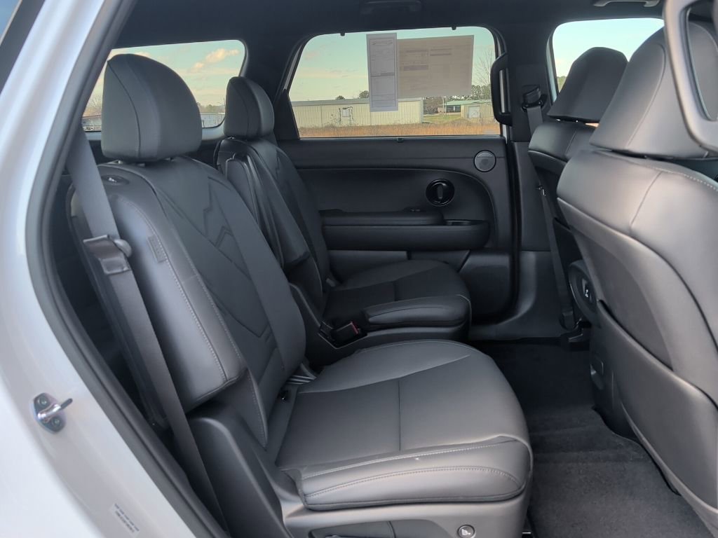 New 2026 Creamy White Pearl Hyundai XRT Pro image 40