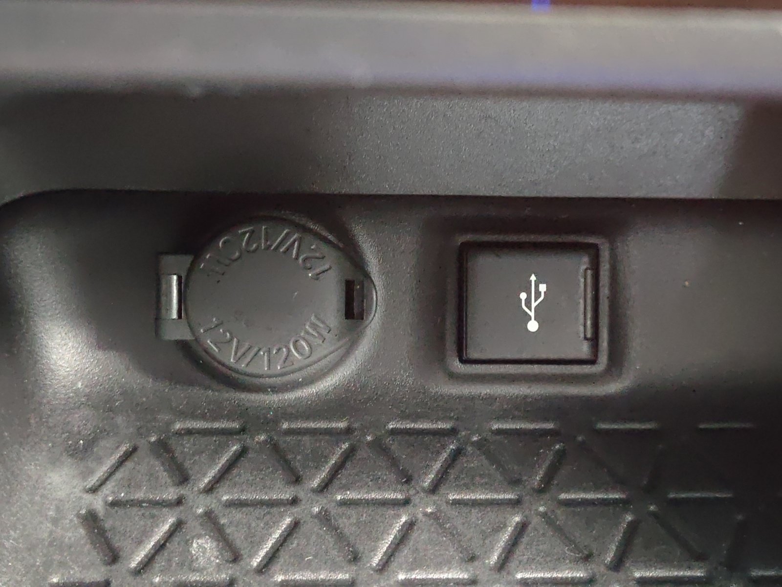 Used 2021 Magnetic Gray Metallic Toyota XLE image 22