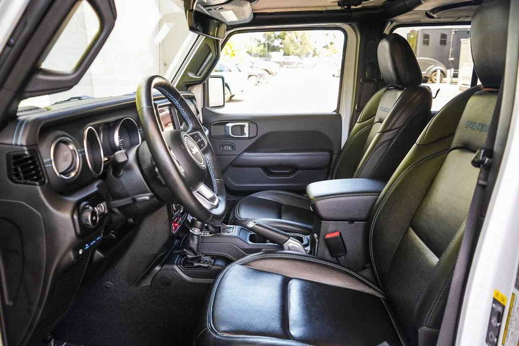 Used 2022 White Jeep Unlimited Rubicon 4xe image 16