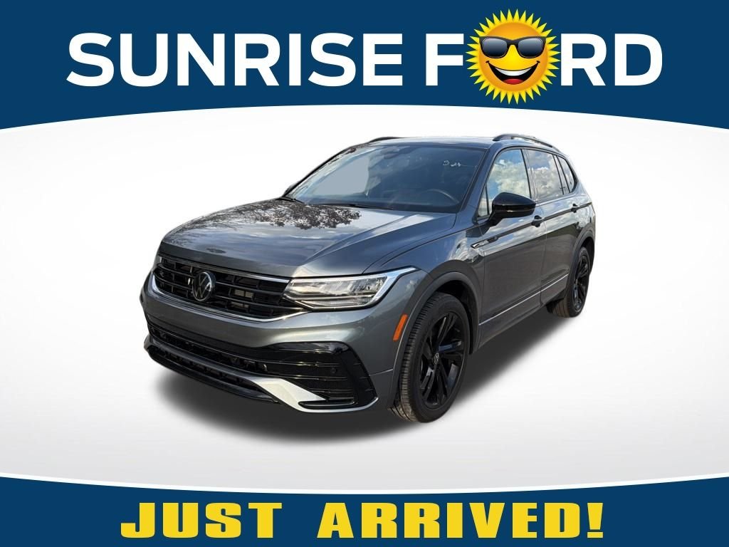 2024 Volkswagen Tiguan SE R-LINE BLACK