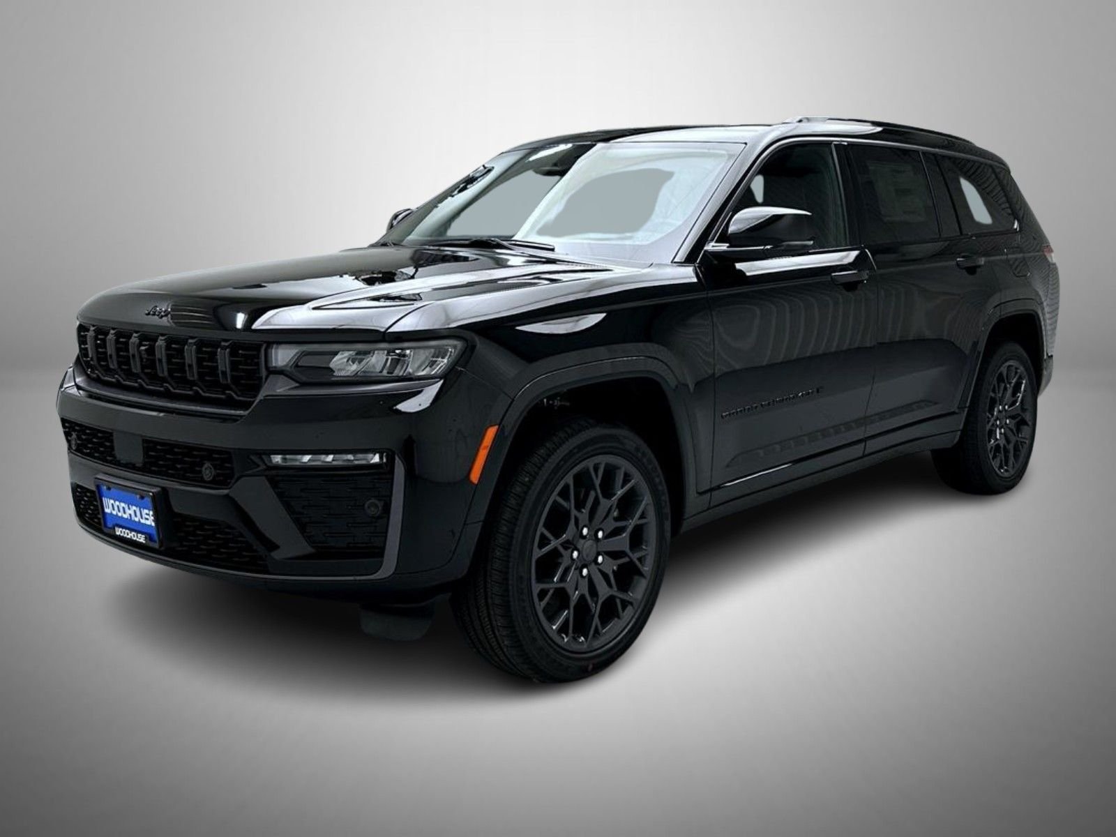 2026 Jeep Grand Cherokee L Summit 4x4's photo