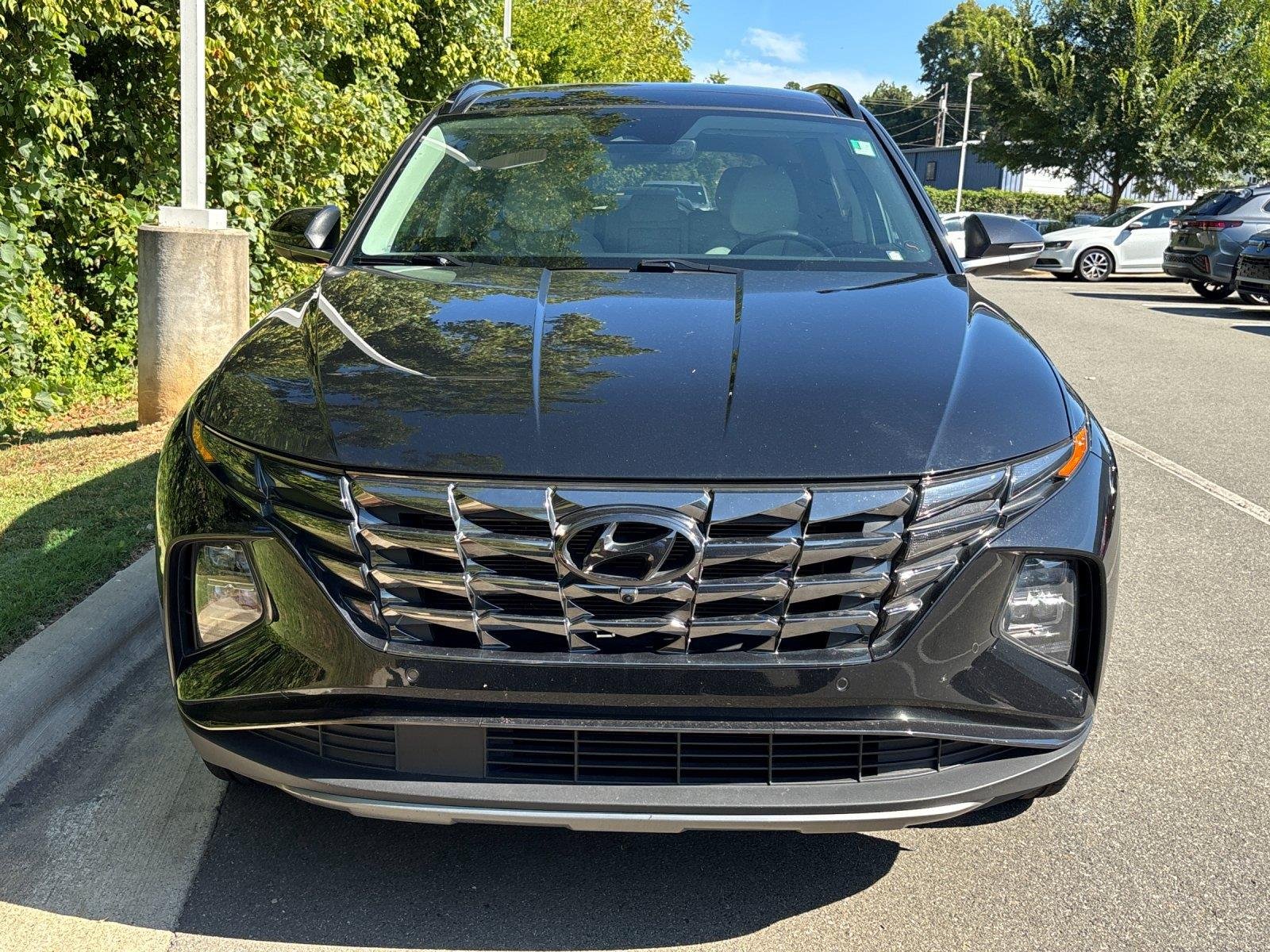 Used 2023 Phantom Black Hyundai Limited image 8