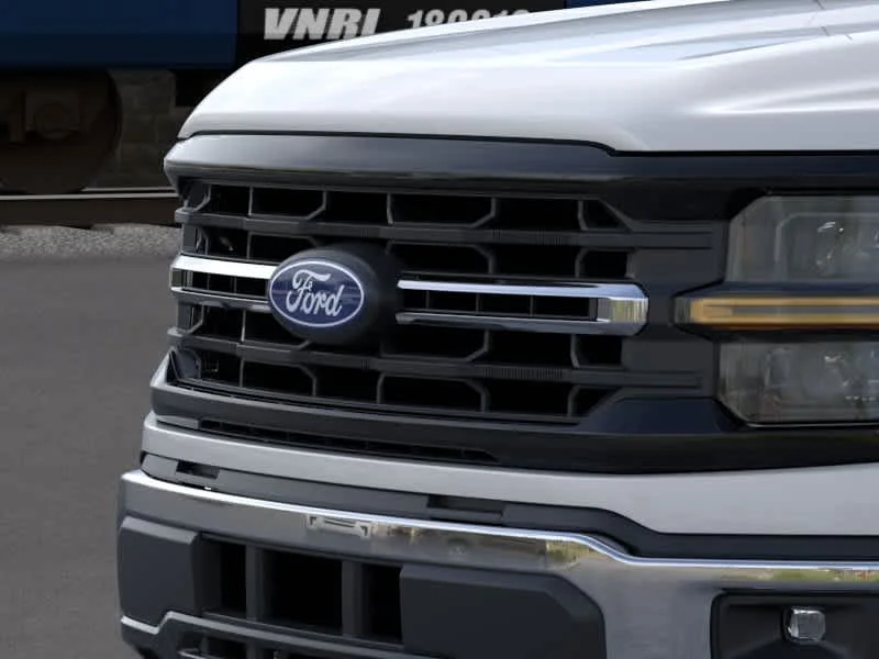 New 2026 Iconic Silver Metallic Ford XLT image 17