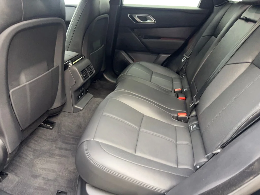 Used 2026 Black Land Rover Dynamic SE image 34