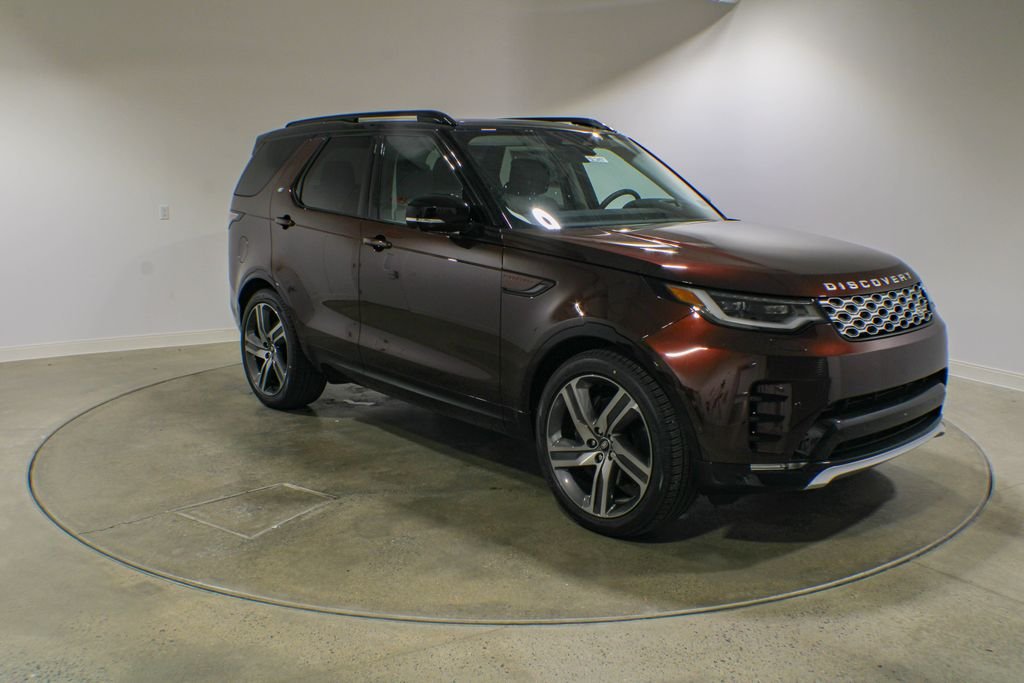 New 2026 Sedona Red Land Rover Gemini Edition image 8