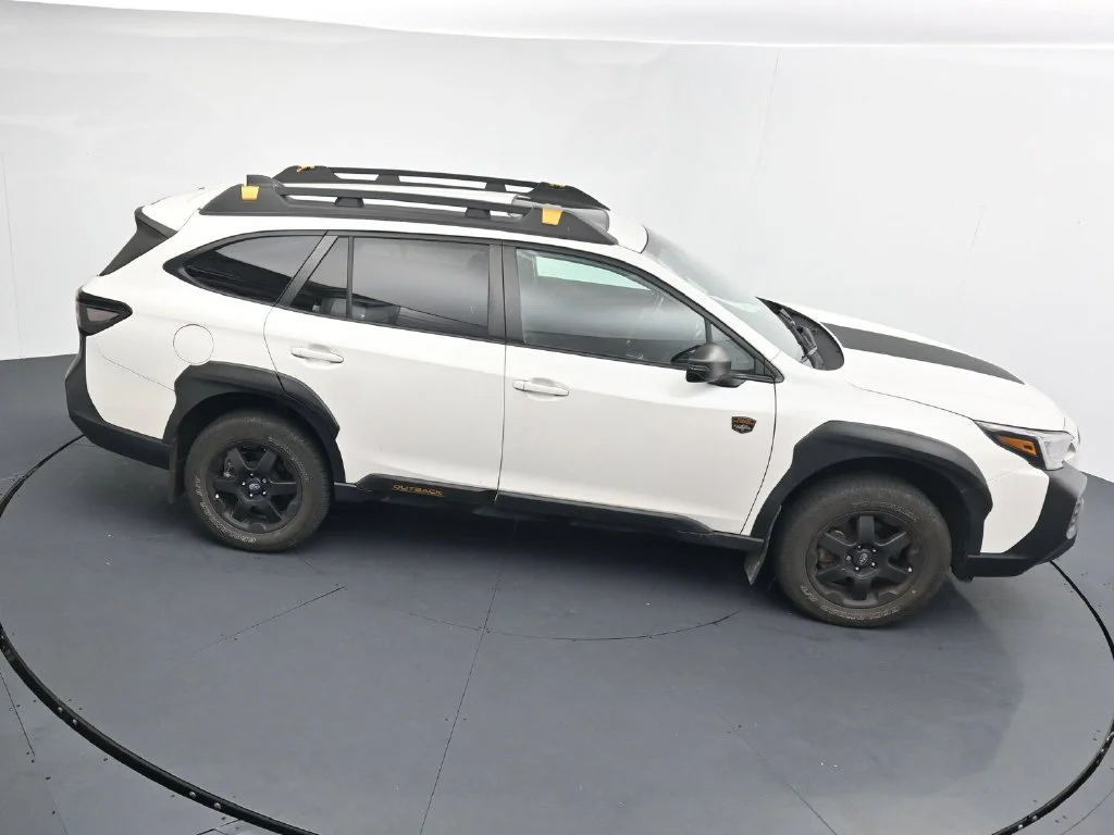 Used 2024 White Subaru Wilderness image 16