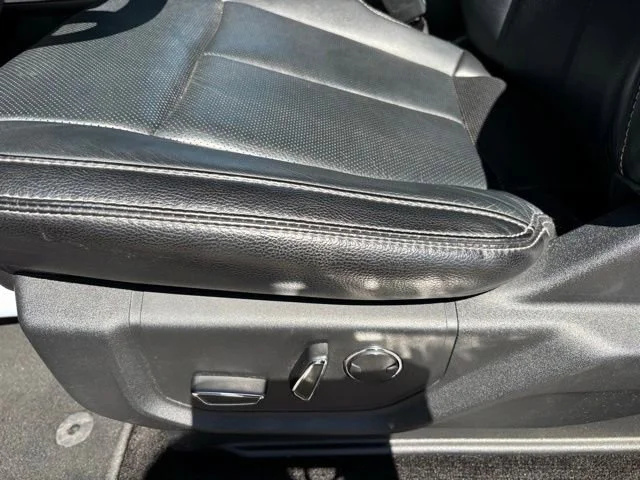 Used 2018 Red Ford LARIAT image 16
