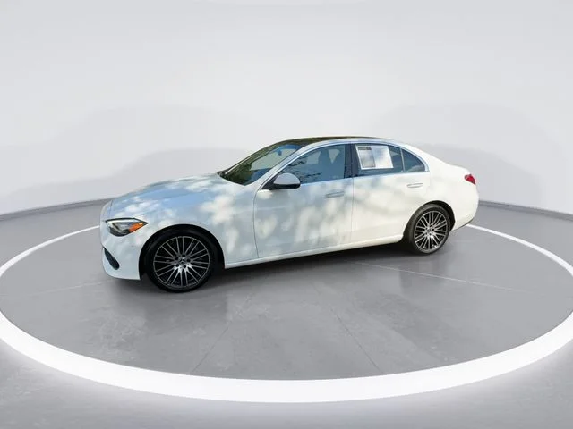 Used 2025  Mercedes-Benz C 300 image 4