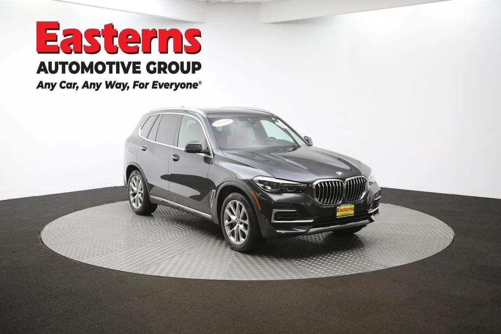 Used 2022 Gray BMW xDrive40i image 55