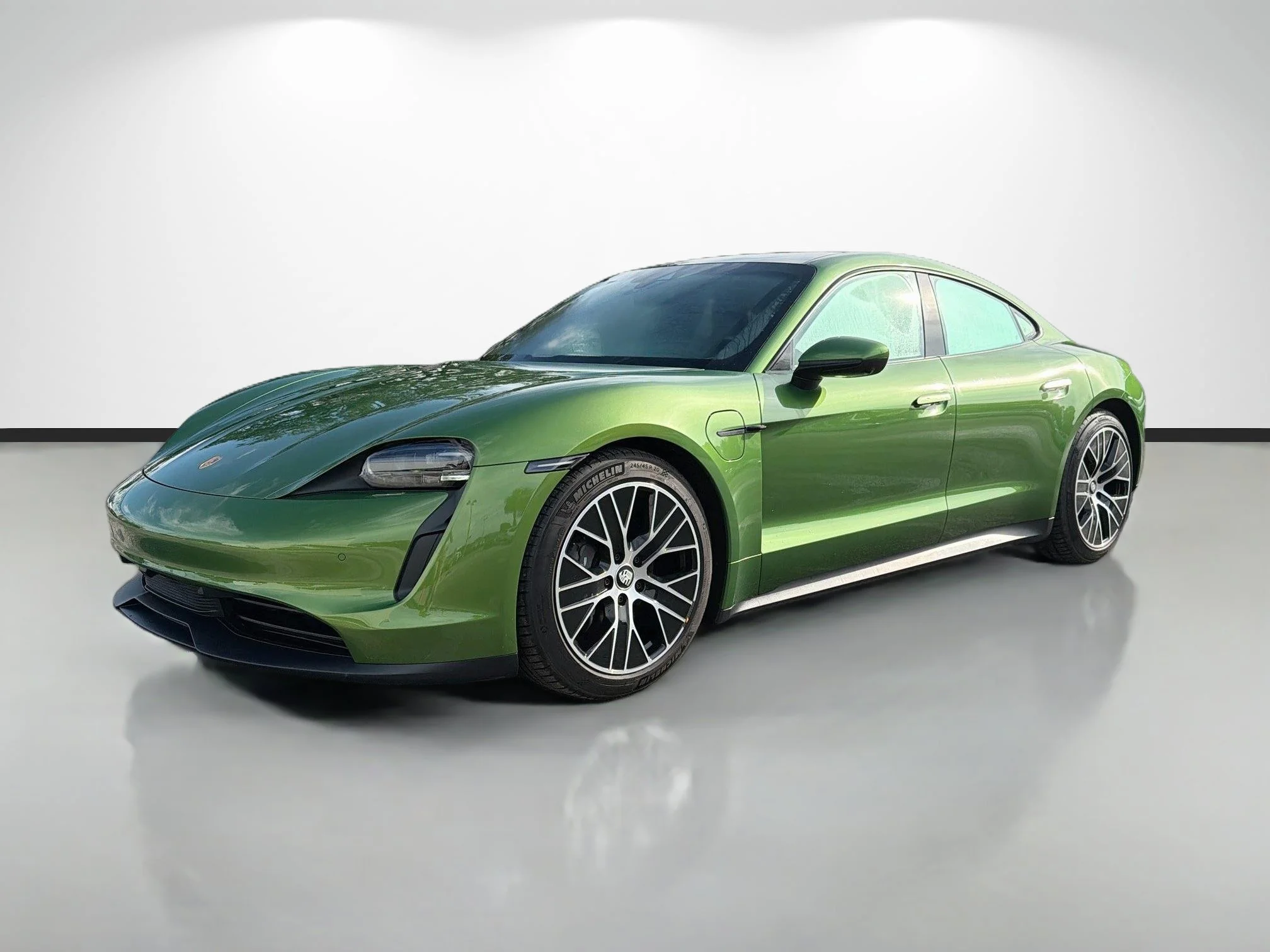 Used 2023 Green Porsche Base image 7