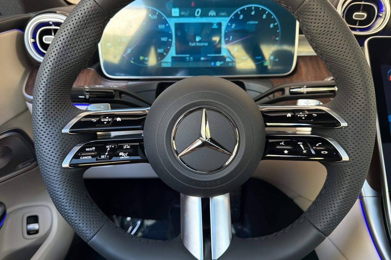 New 2026 Polar White Mercedes-Benz CLE 450 image 23