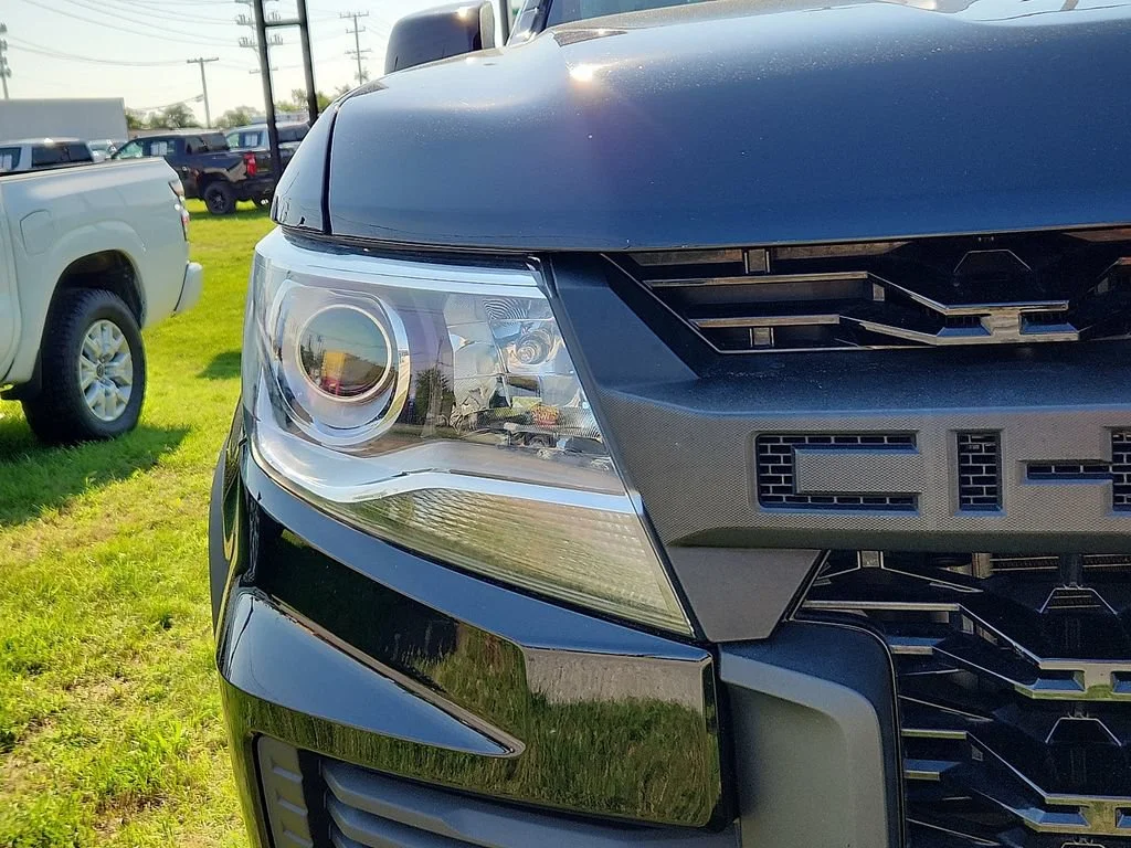 Used 2022 Black Chevrolet ZR2 image 8