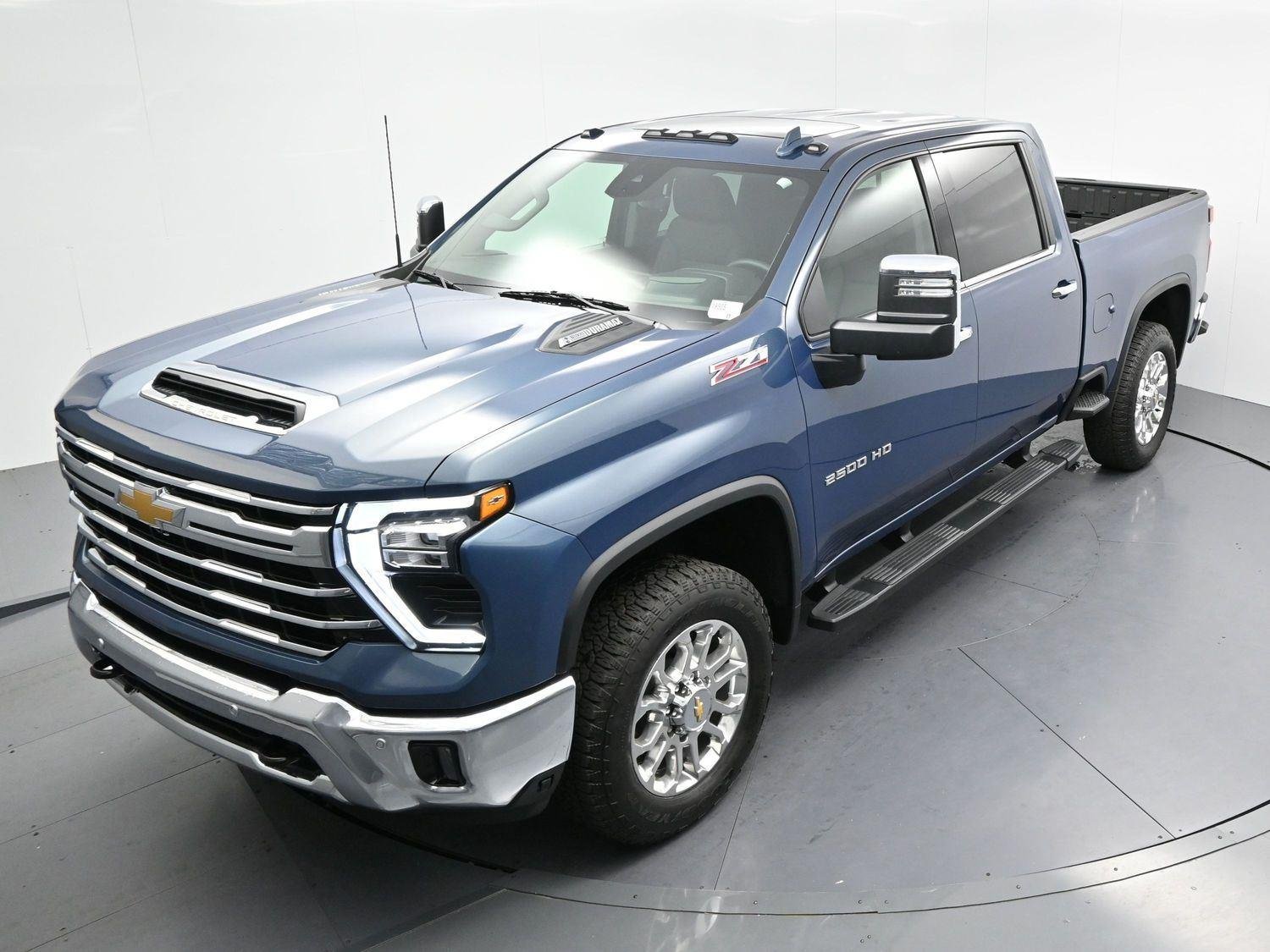 2025 Chevrolet Silverado 2500HD LTZ - Photo 39