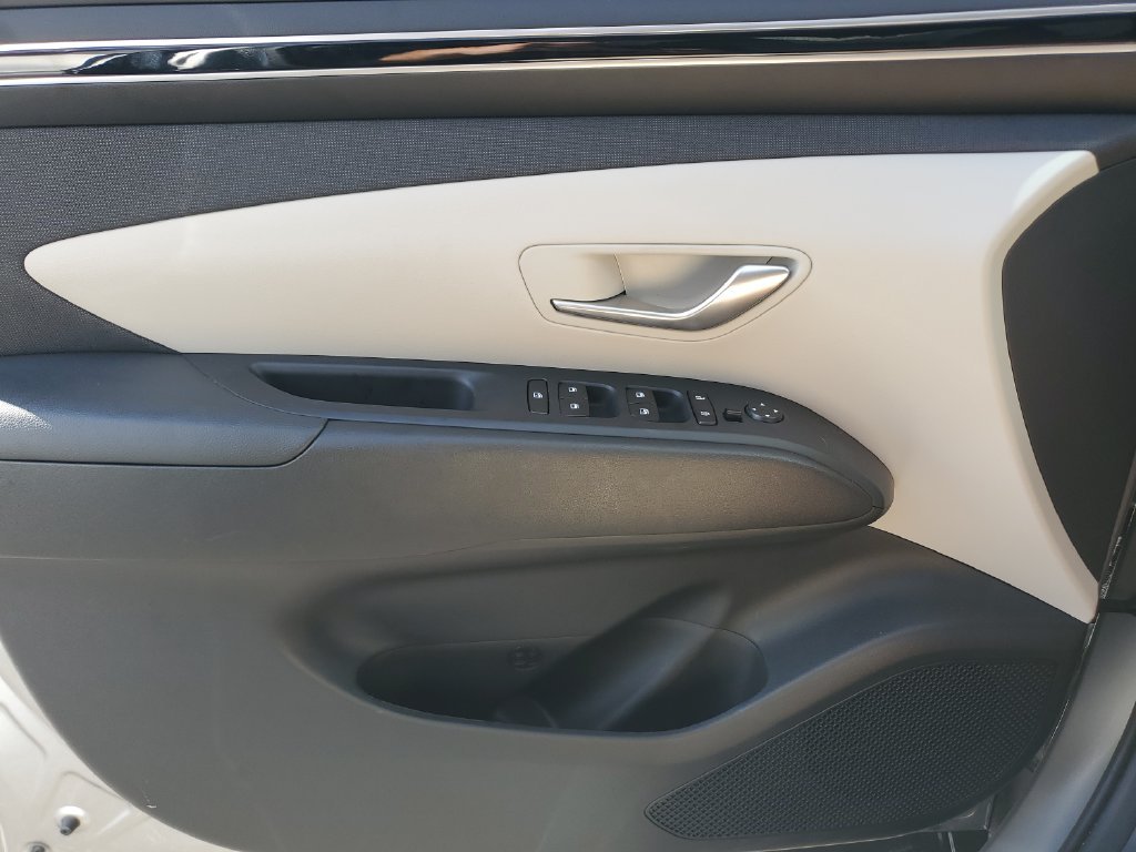 Used 2024 Silver Hyundai SEL image 20