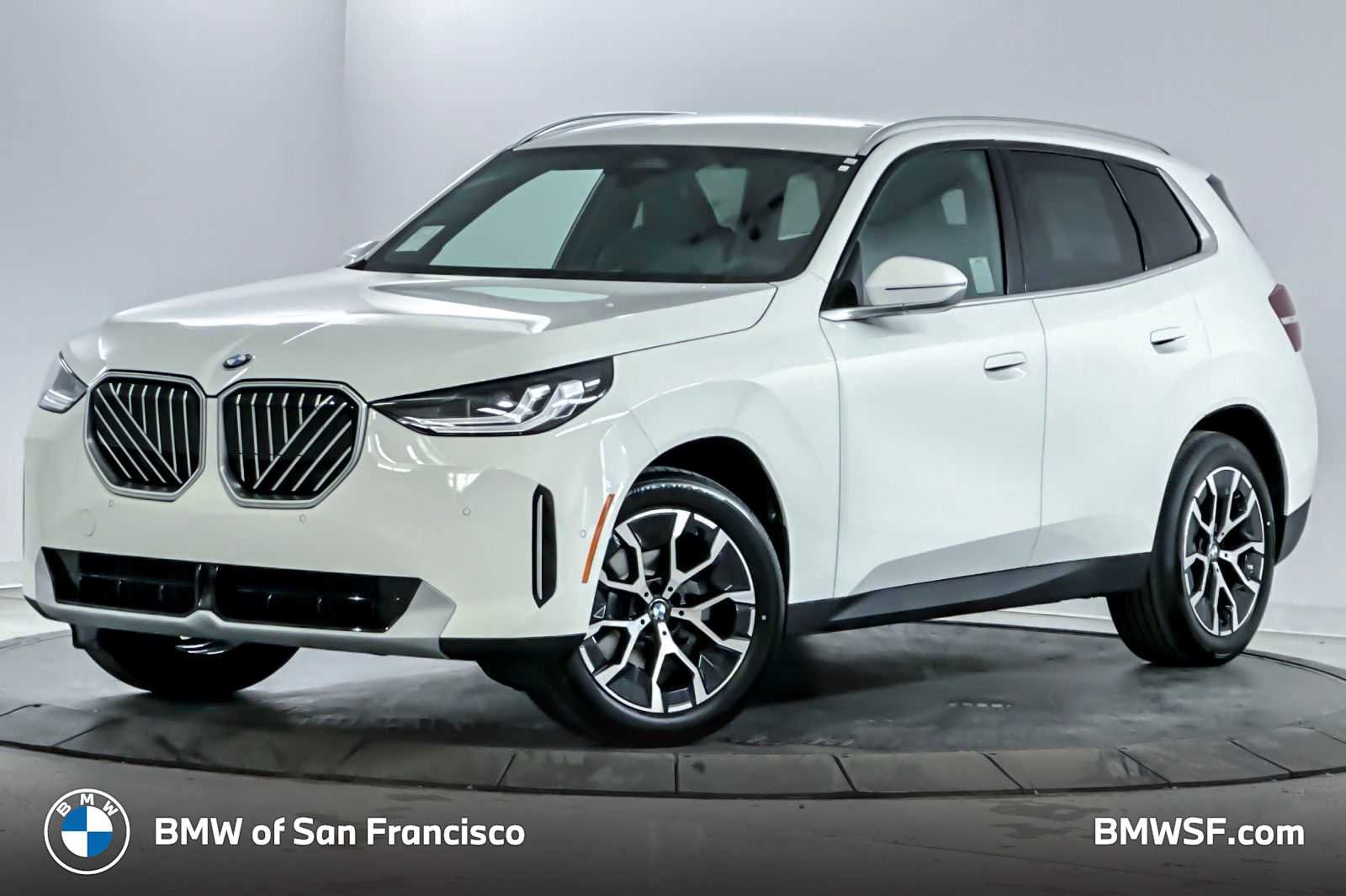 2026 BMW X3 30 XDRIVE's photo