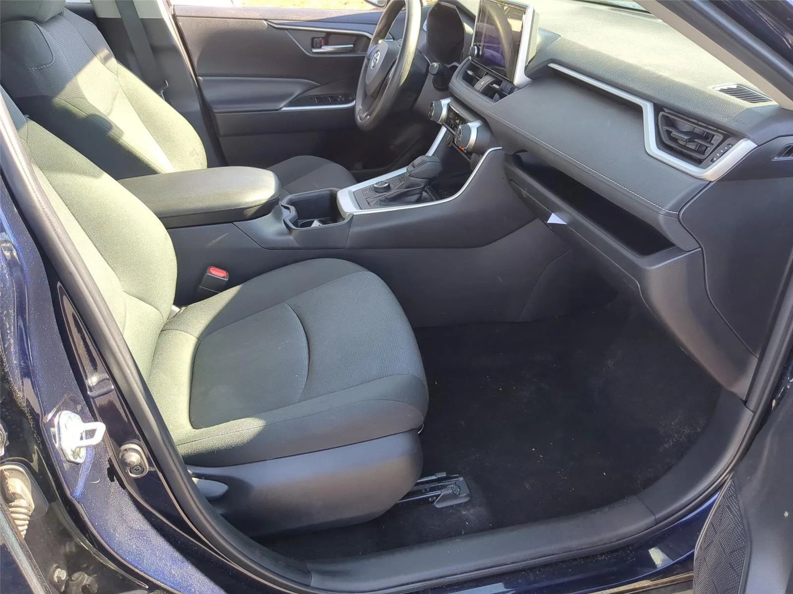 Used 2025 Blueprint Toyota Hybrid XLE image 37