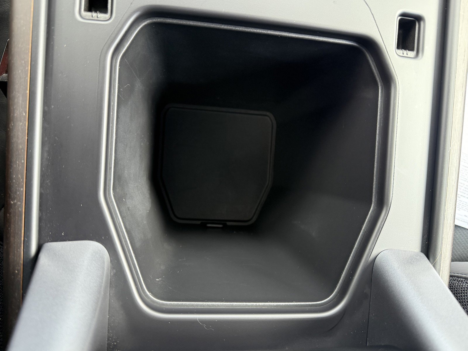 2023 Land Rover Defender X - Photo 15