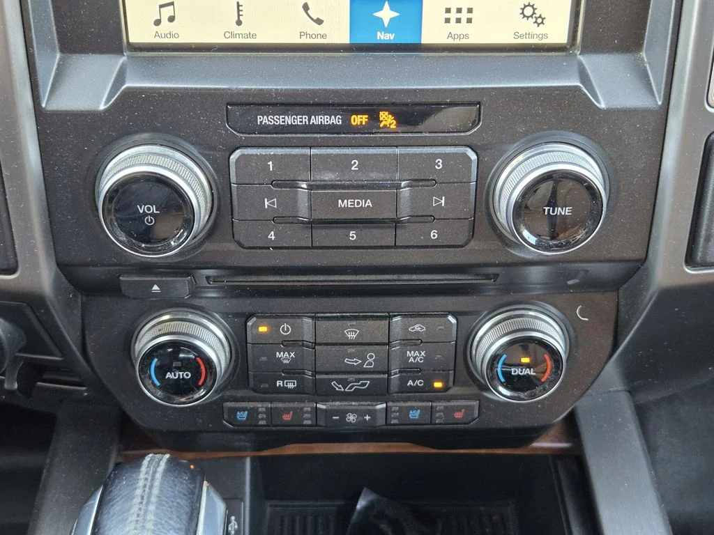 2017 Ford F-150 Limited - Photo 17