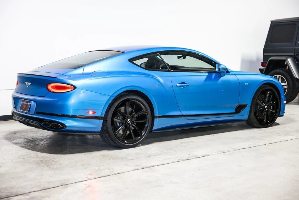 Used 2020 Blue Bentley V8 image 6