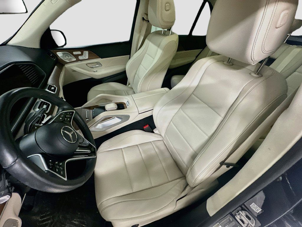 Certified Used 2024  Mercedes-Benz GLE 450 image 5