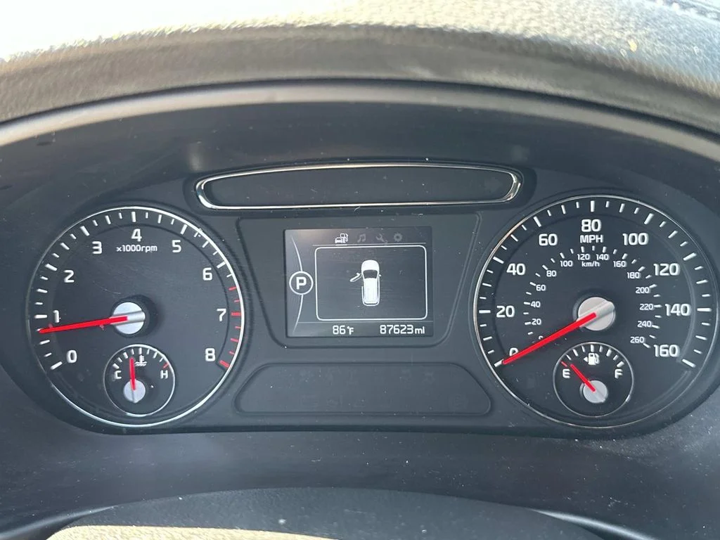 Used 2017 Blue Kia LX image 26