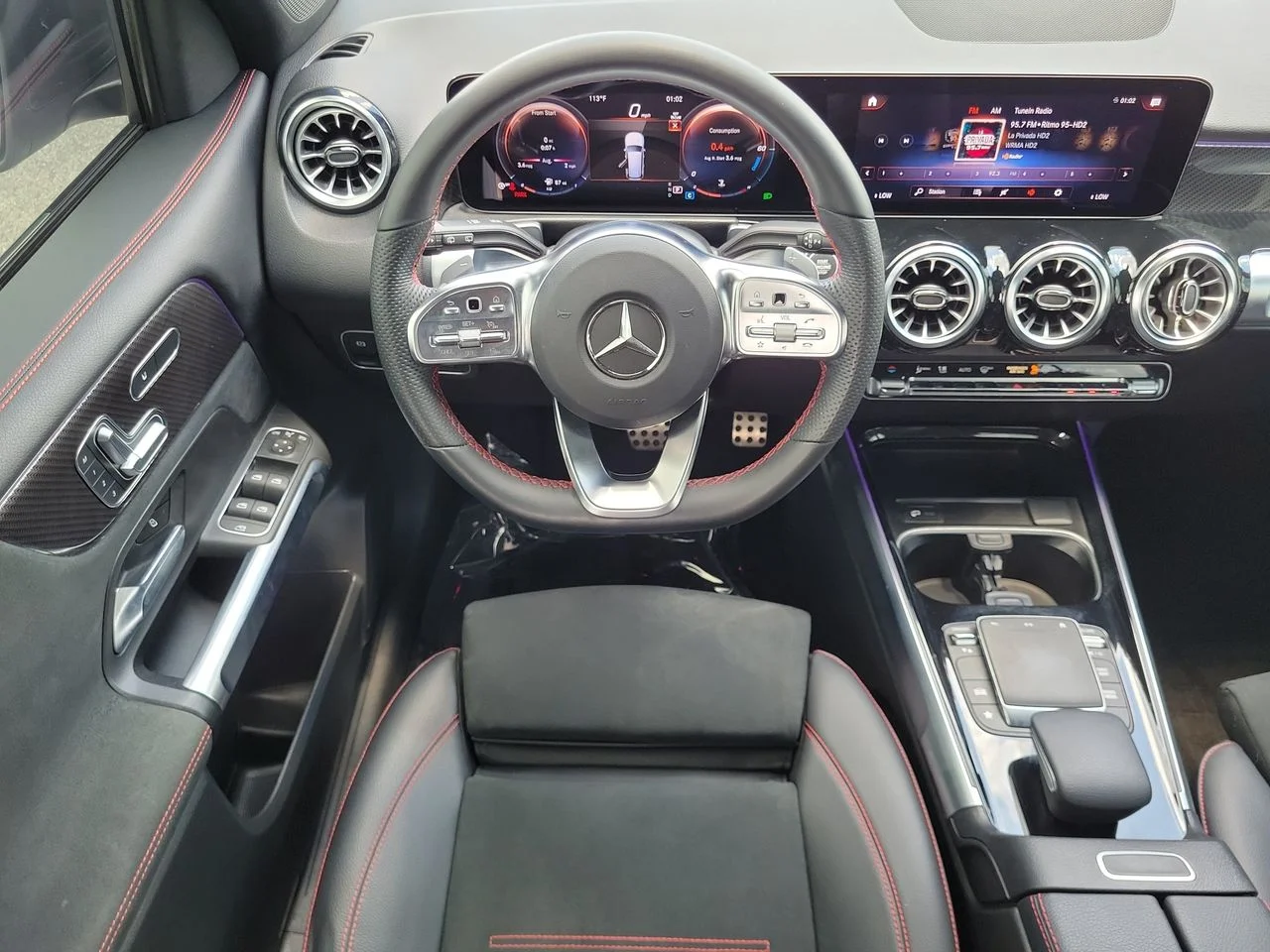 Certified Used 2023  Mercedes-Benz GLB 250 image 15