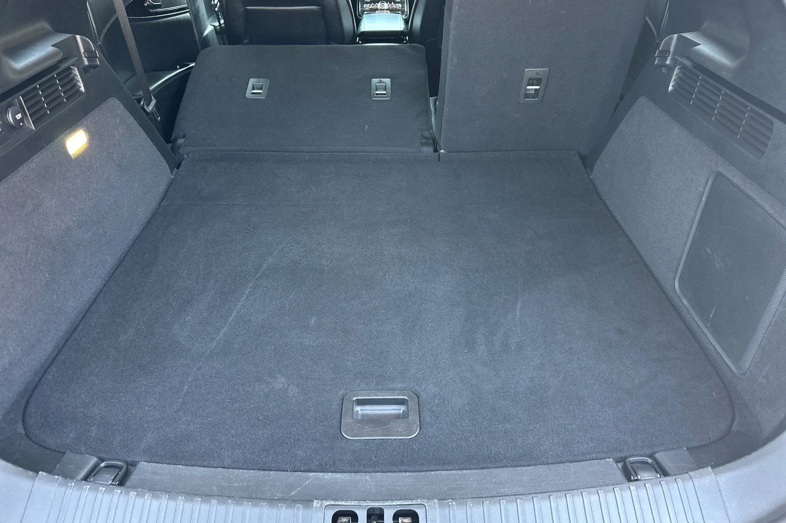 Used 2022 Silver Lincoln Standard image 14