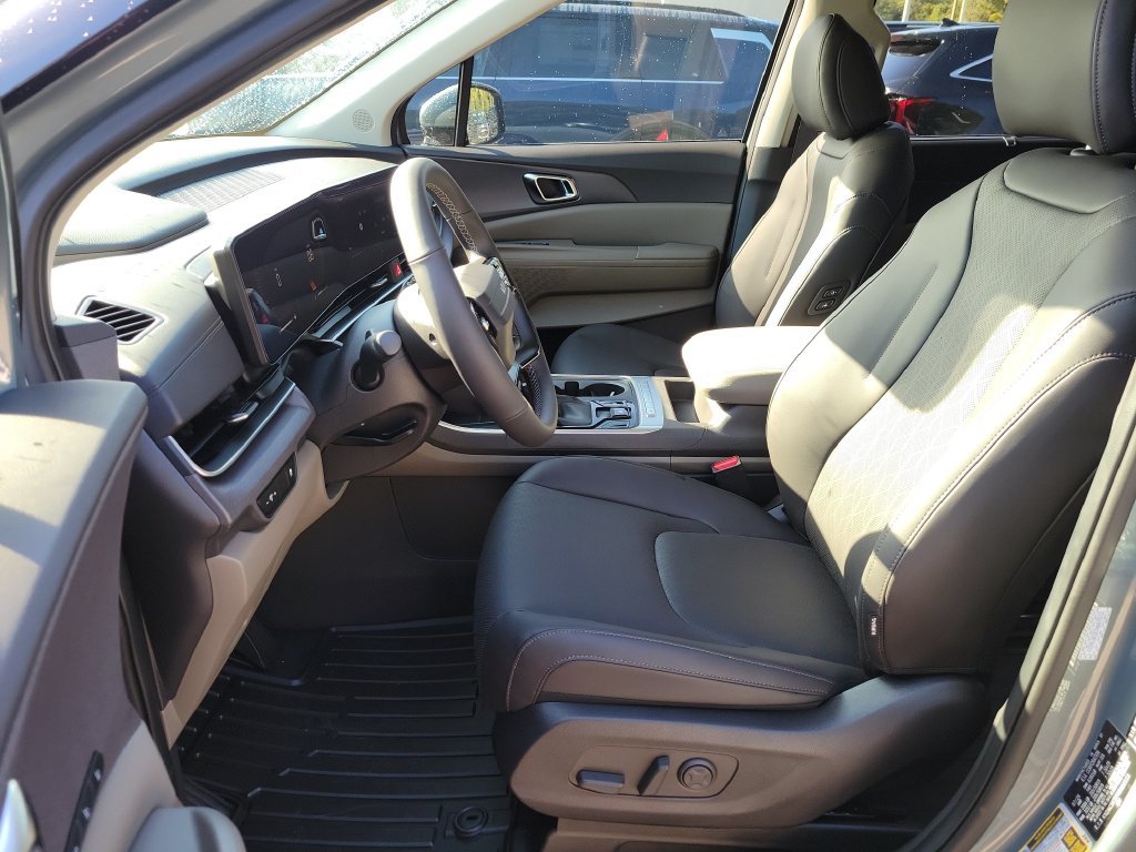 New 2027 Iceberg Green Kia EX image 22