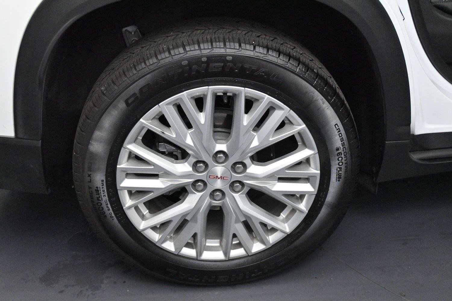 Used 2026 Summit White GMC Elevation image 35