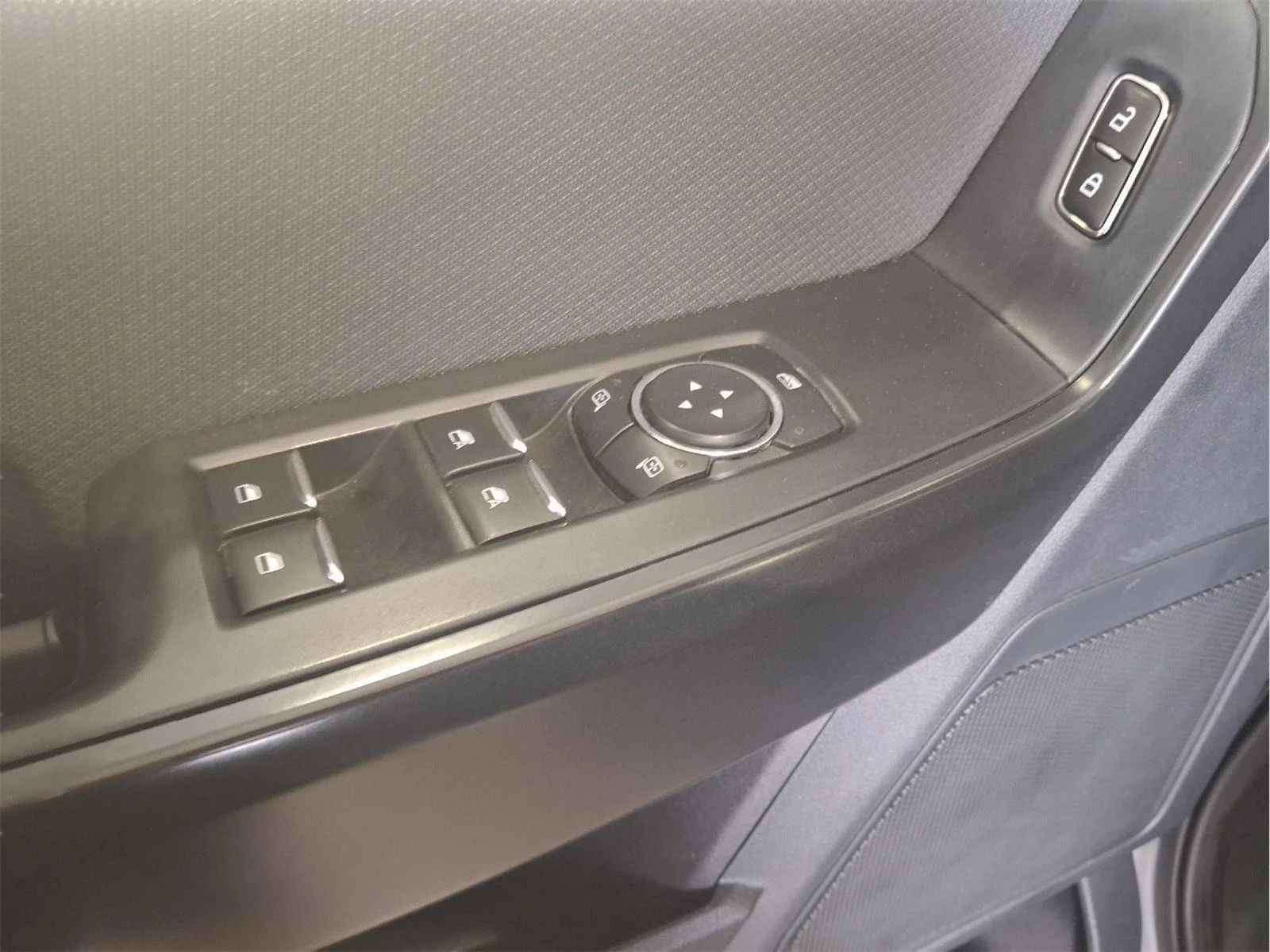 Used 2023 Iconic Silver Ford XL image 14